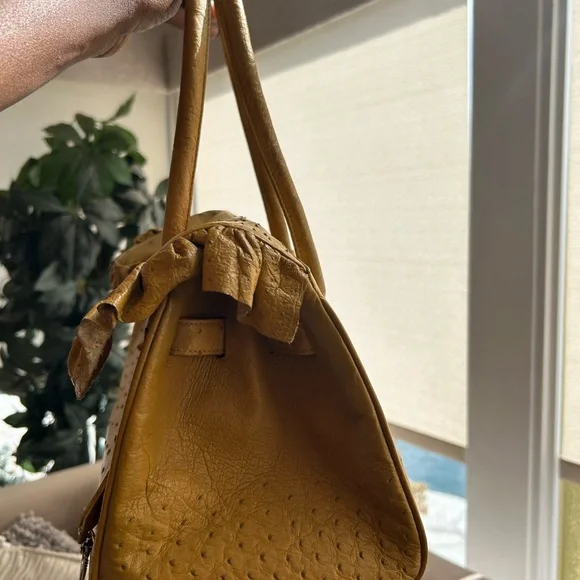Butterfly Beverly Hills Elegant Mustard Yellow Ostrich Handbag - Picture 8 of 8